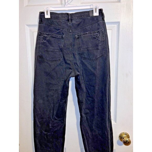 AMERICAN EAGLE Womens Black Wash Distressed Mom Straight Jeans Size 6 Short - Picture 7 of 15